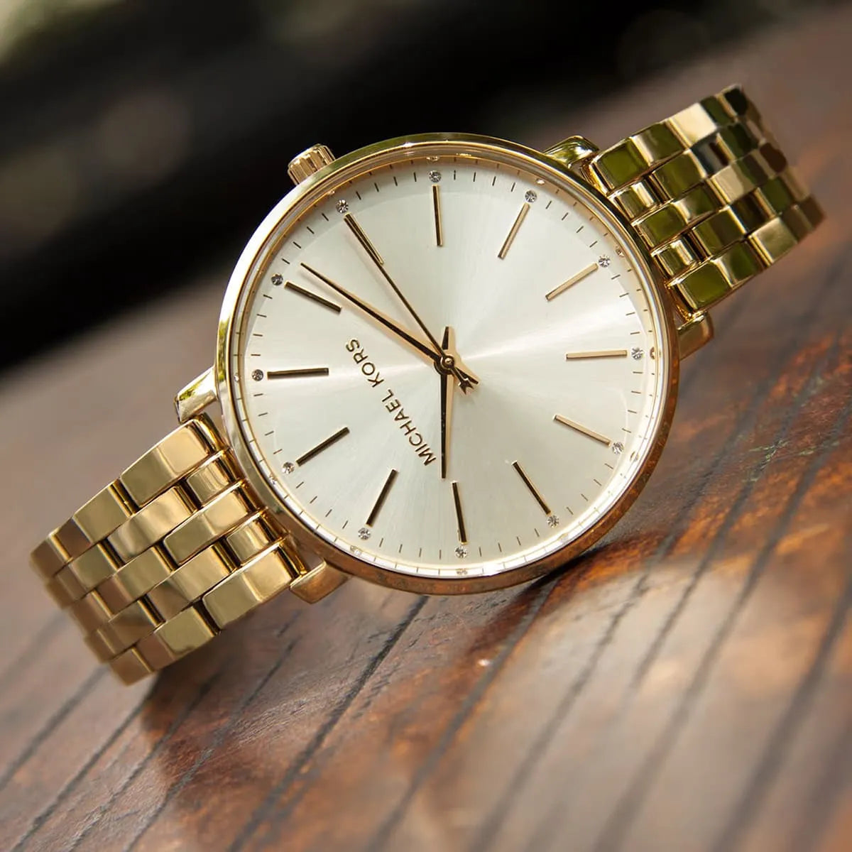 Montre Michael Kors pour femme MK3898