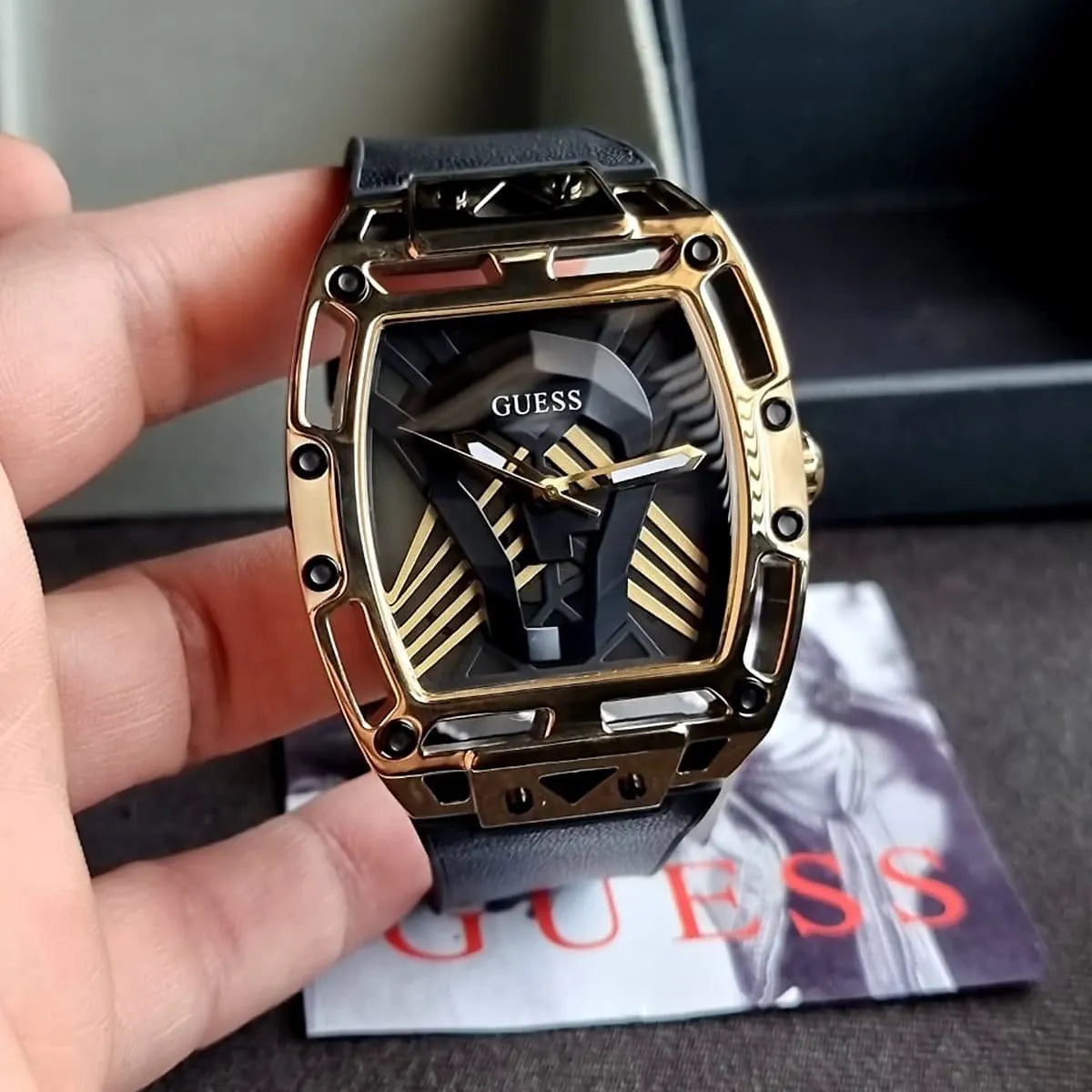 Montre Guess pour homme GW0500G1